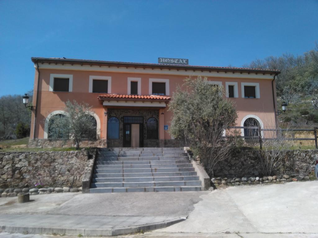 Guest house Miraflor De Cadenas 2*