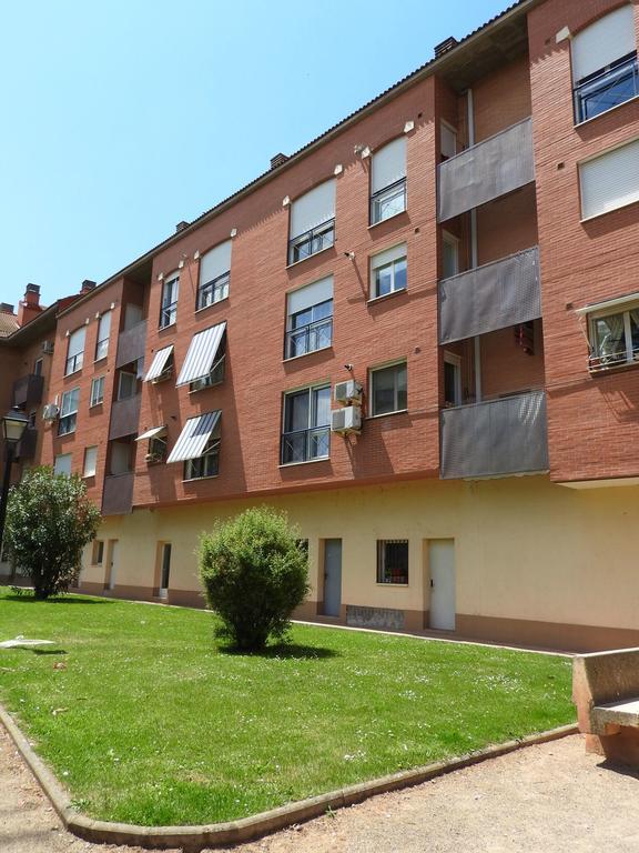 El Parque Navajas Apartment *