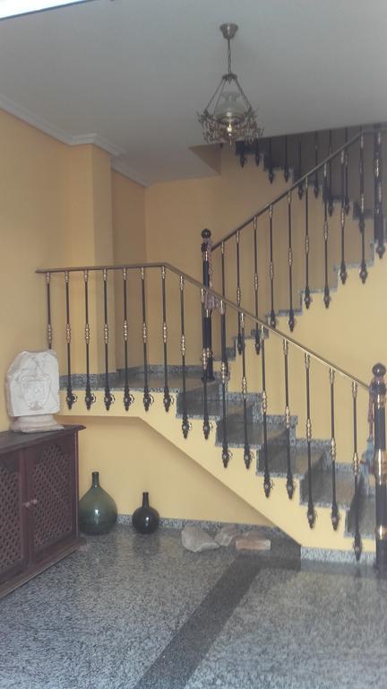 Casa Turistica Termas Aparcamiento Y Desayuno Incluido * Merida