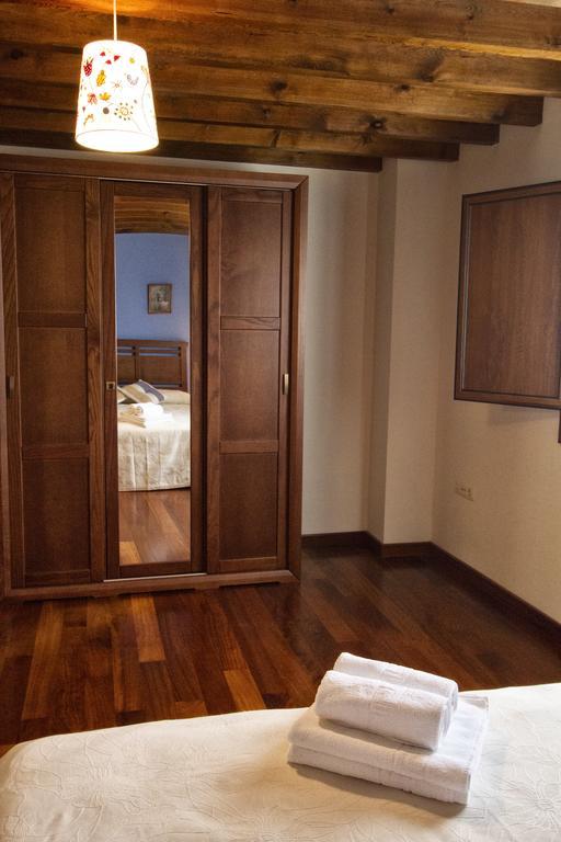 Casas Los Cantores * Beloncio