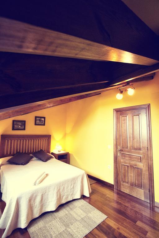 Casas Los Cantores Casa rural Beloncio