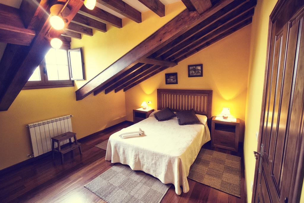 Casas Los Cantores Beloncio