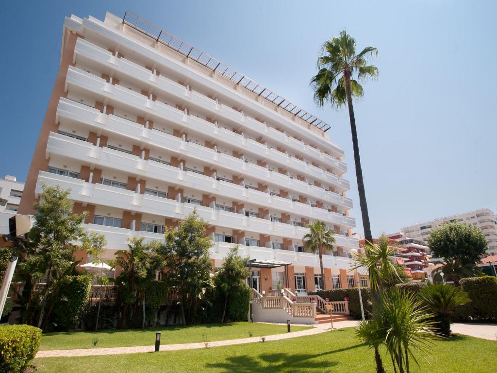 Pato Amarillo Hotel