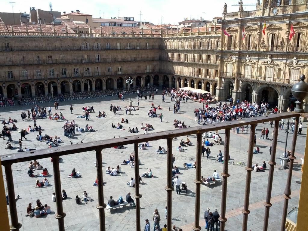Angeles Plaza 2*