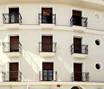 Petrix Hotel