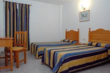 Apartahotel La Perla 2*