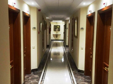 Humanes Hotel 2*