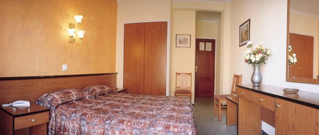 Hotel Continental 2*