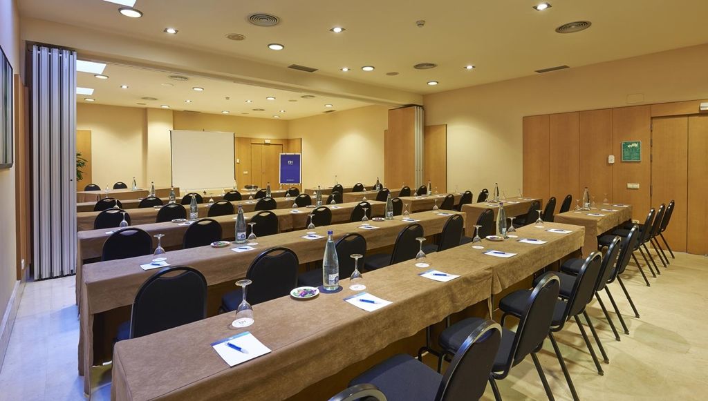 Hotel Sercotel Porta Barcelona 3*