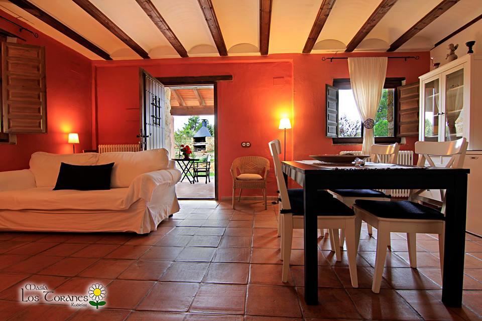Masia Toranes - Destino Starlight Casa rural *