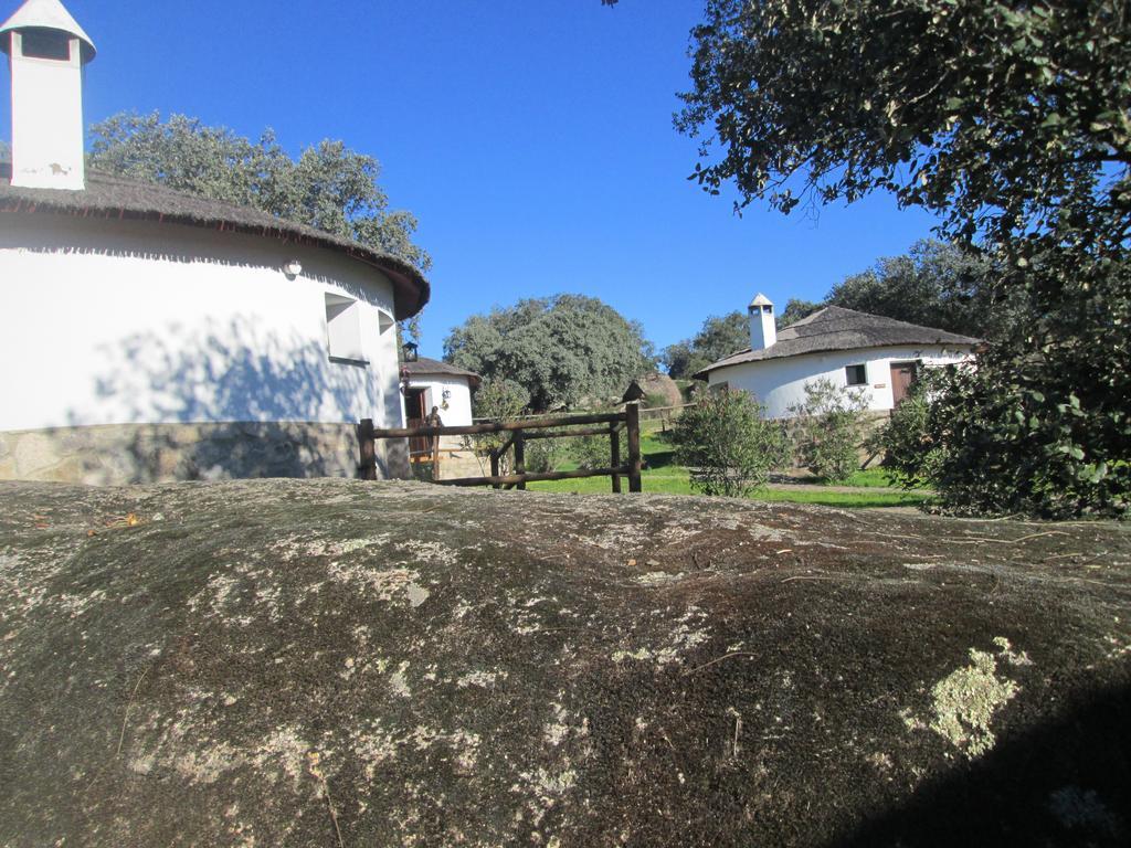 Chozos De La Dehesa Aparthotel