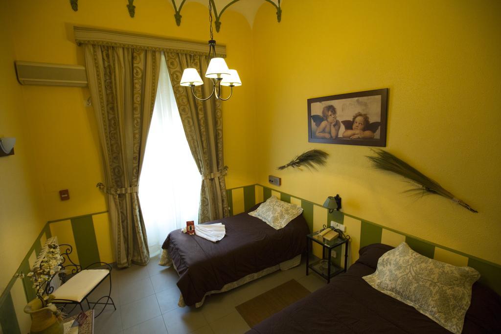 España Hotel 2*