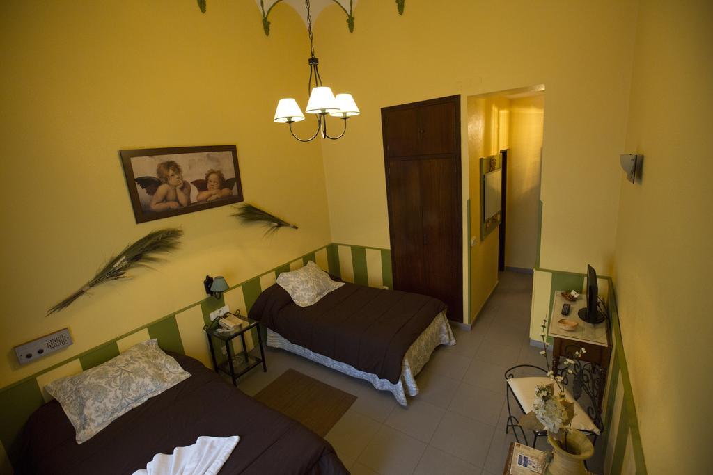 España Hotel 2*