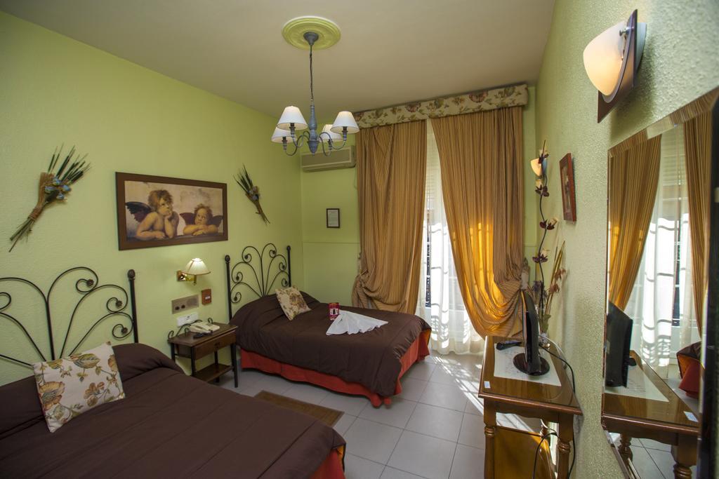 España Hotel 2*