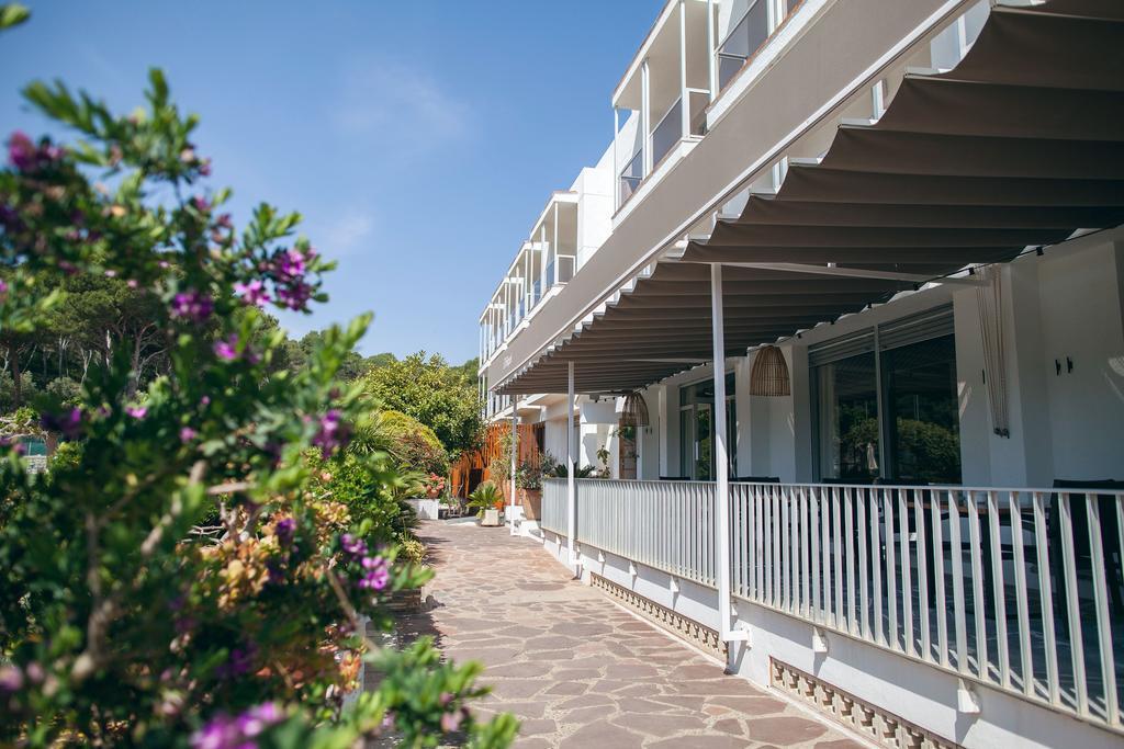 Miquel Hotel