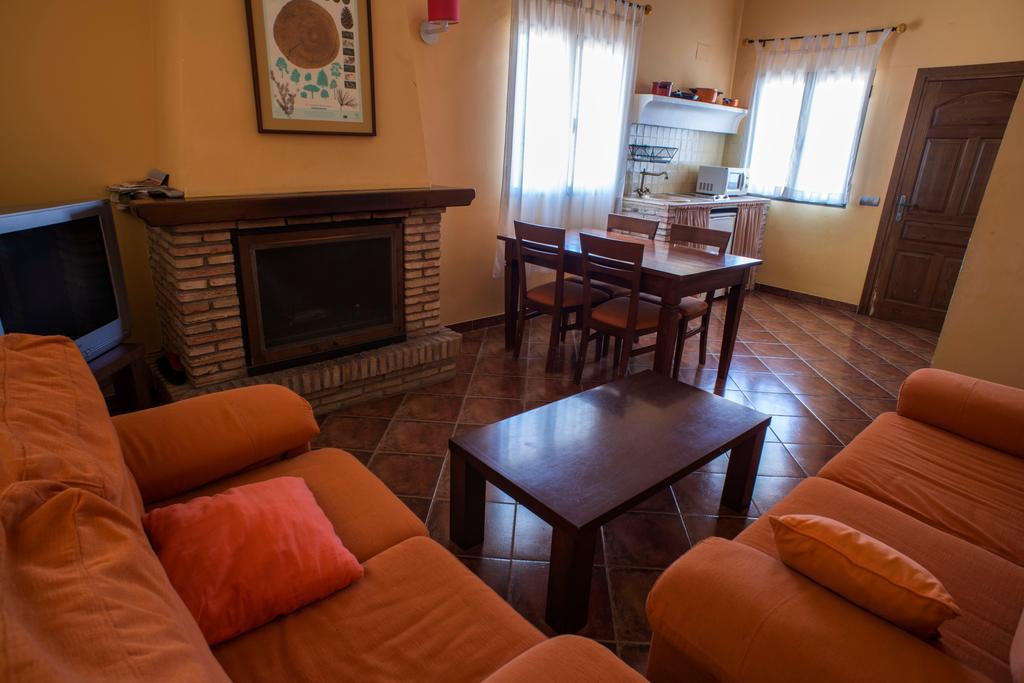 La Aldeilla Country house *