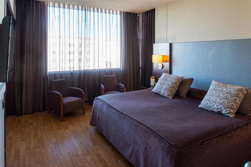 Hotel Catalonia Gran Verdi 4*