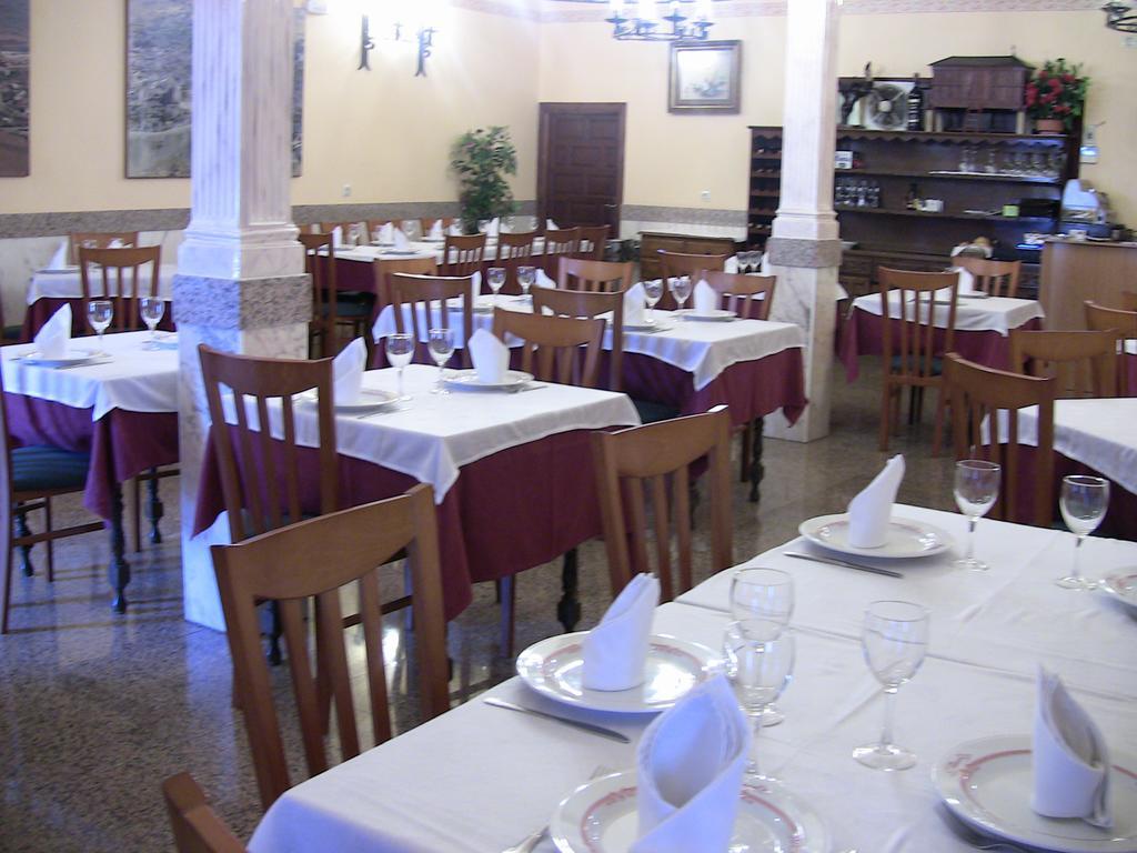 Hermanos Aparthotel Ocana (Castilla-La Mancha)