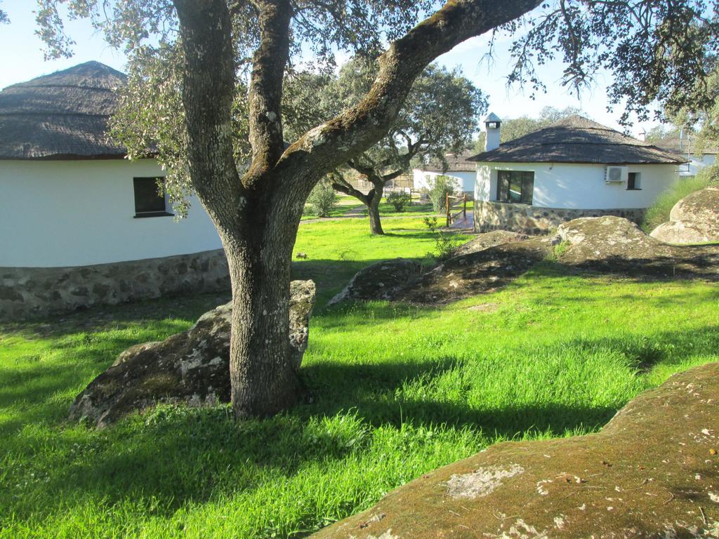 Chozos De La Dehesa Aparthotel 3*