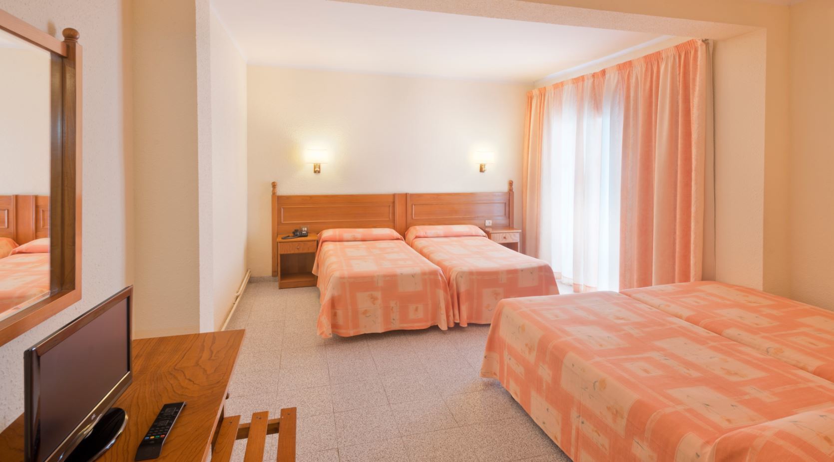 Sorra Daurada Splash Hotel