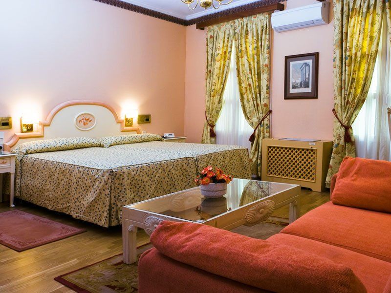 Hotel Infanta Isabel By Recordis