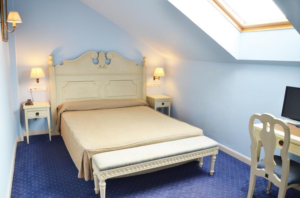 Parque Cabaneros Hotel 3*