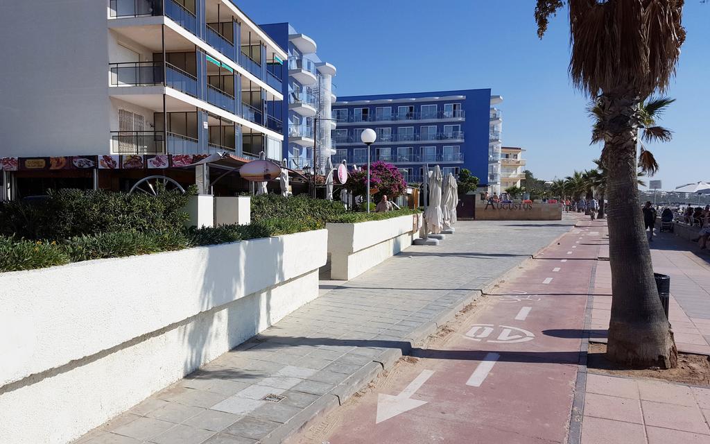 Turisticos Augustus Apartment Cambrils