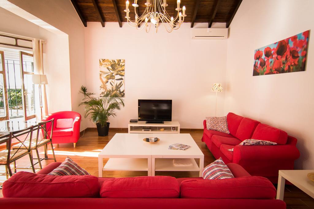 In Center With Pool And Close Beach Villa Fuengirola