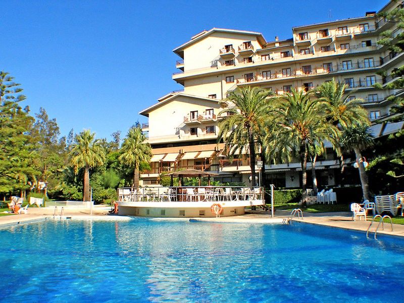 Intelier Orange Hotel 4*