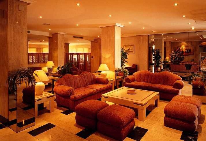 Rio Hotel