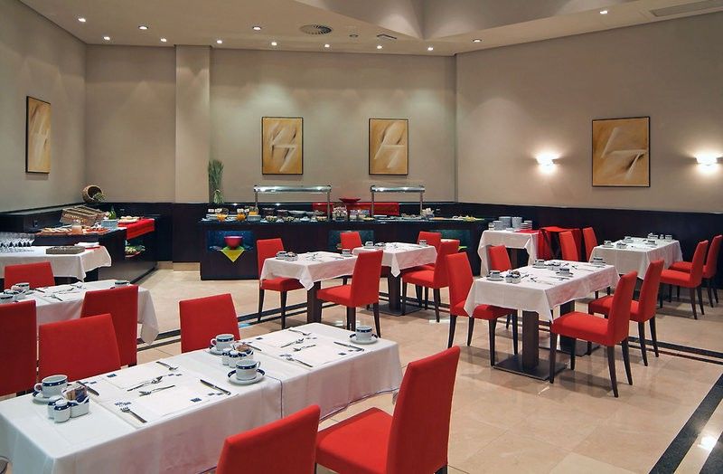 Exe Centro Hotel 4*