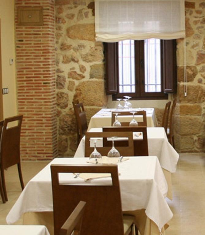 Guest house Restaurante La Muralla *