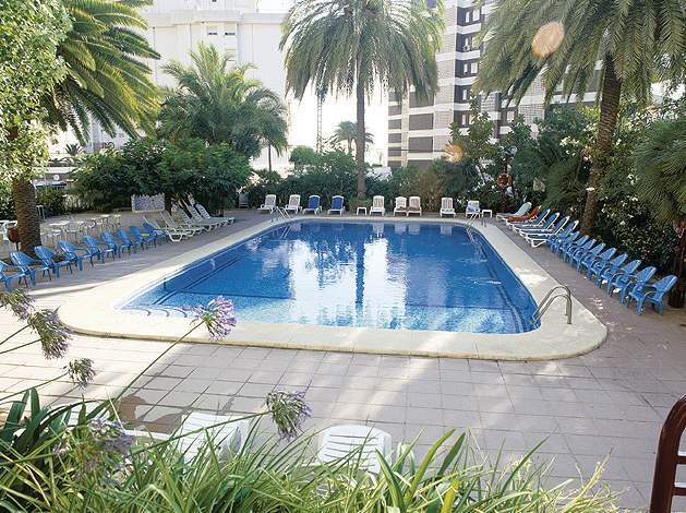 Hotel Robles