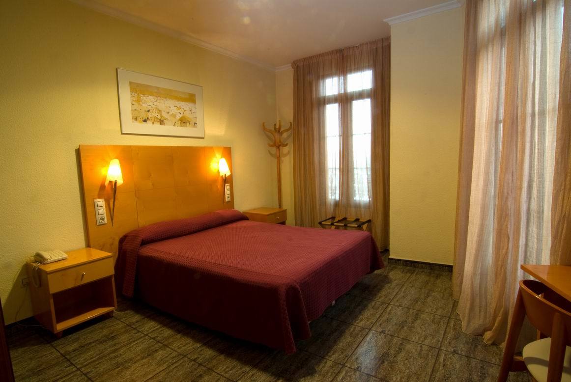 Rioja Hotel 2*