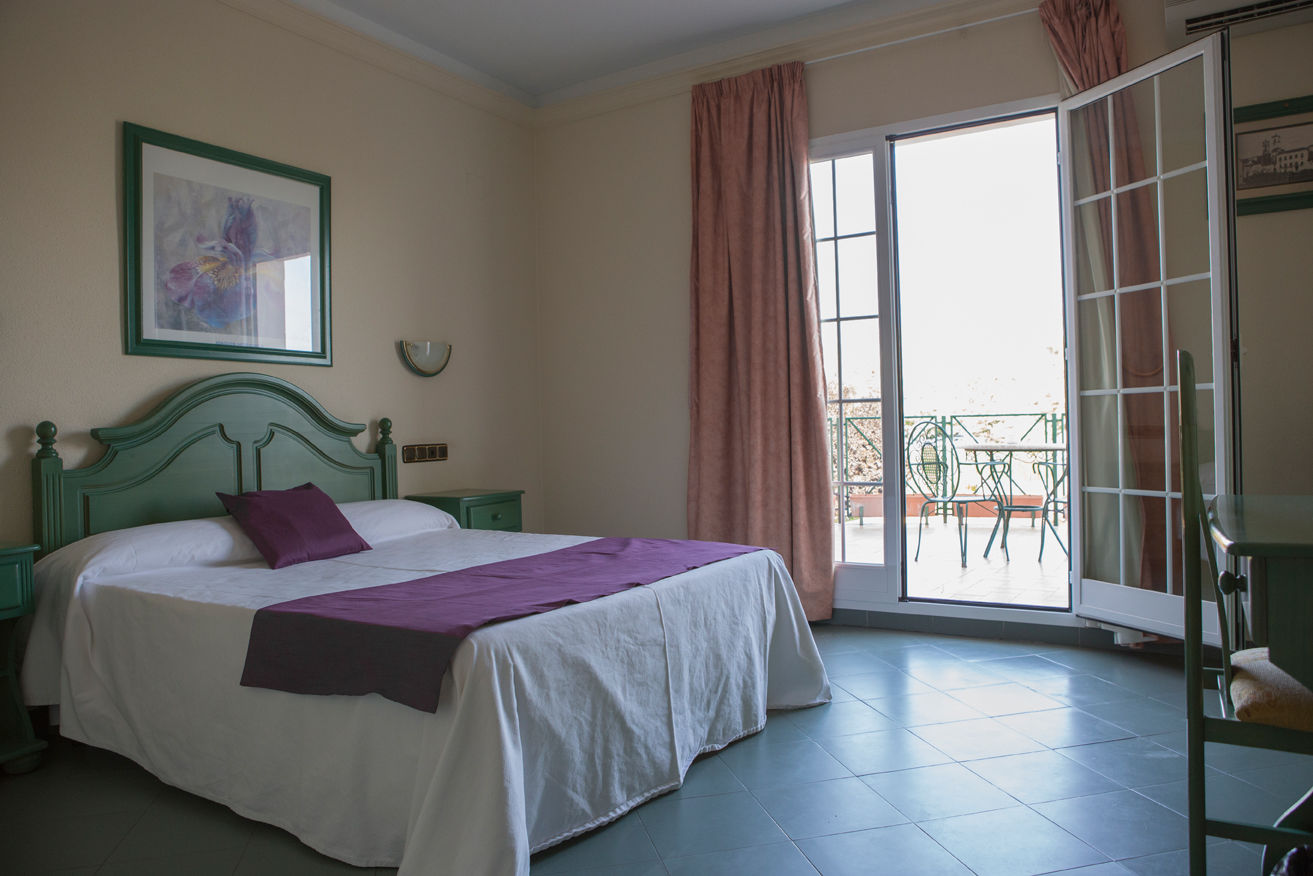 Mitra Crisálida Hotel 2*