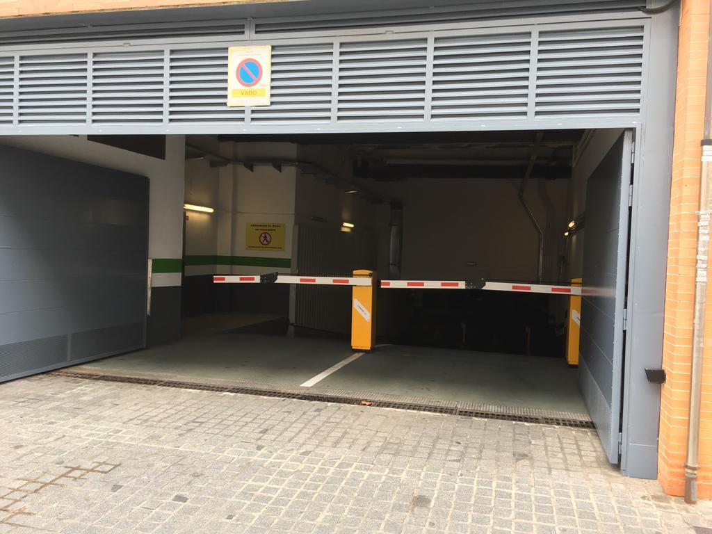Centro Plaza Salvador, Wifi Free& Parking Opcional * Seville
