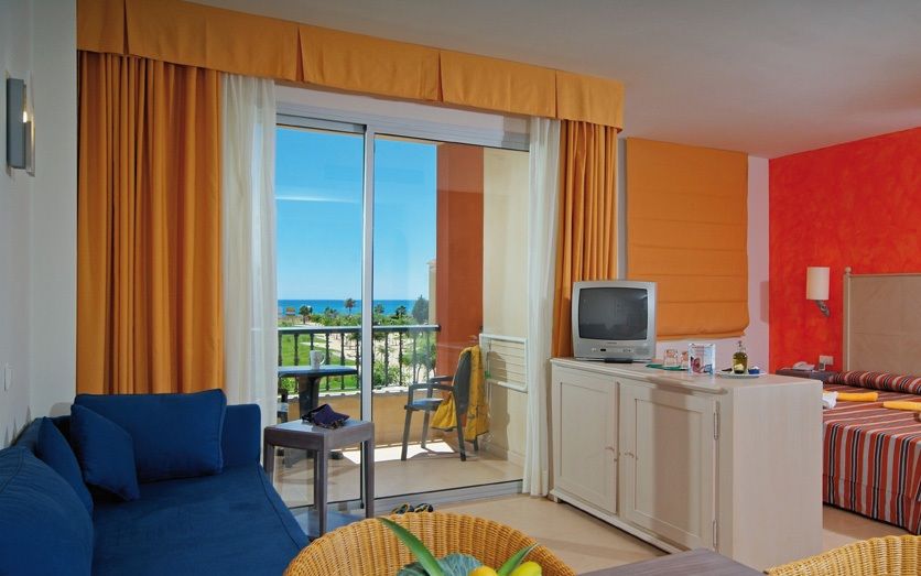 Hotel Ohtels 4*