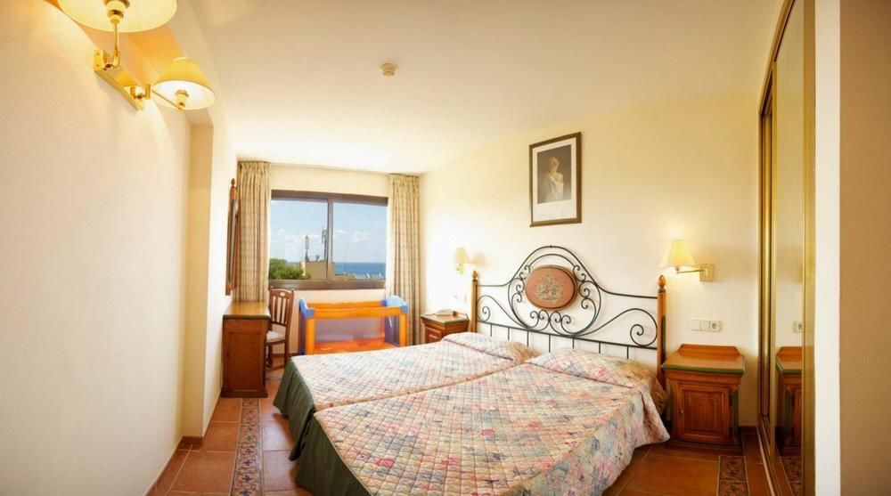 Mar Paguera & 4* Peguera