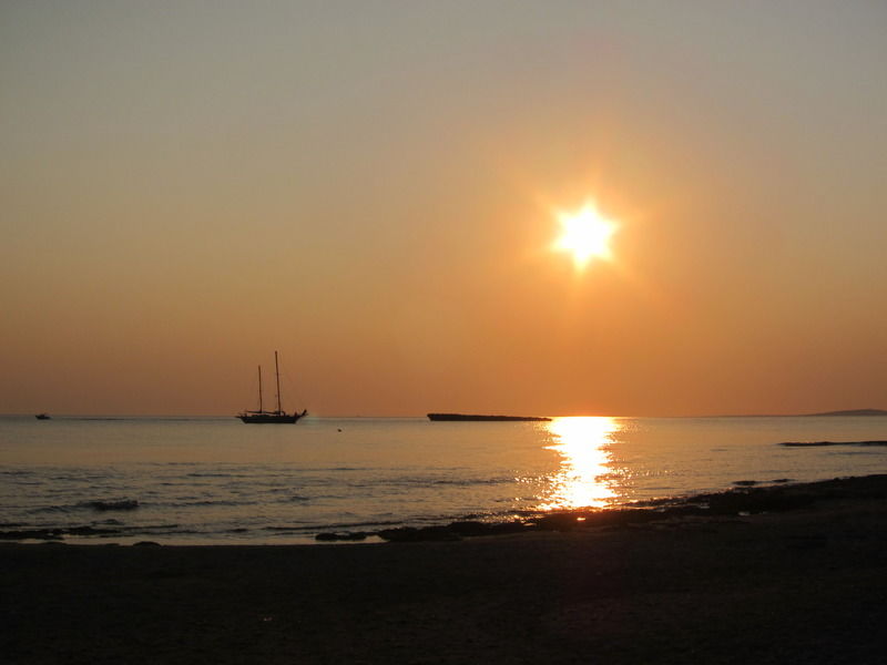 Rural Son Tretze - Adults Only 3*