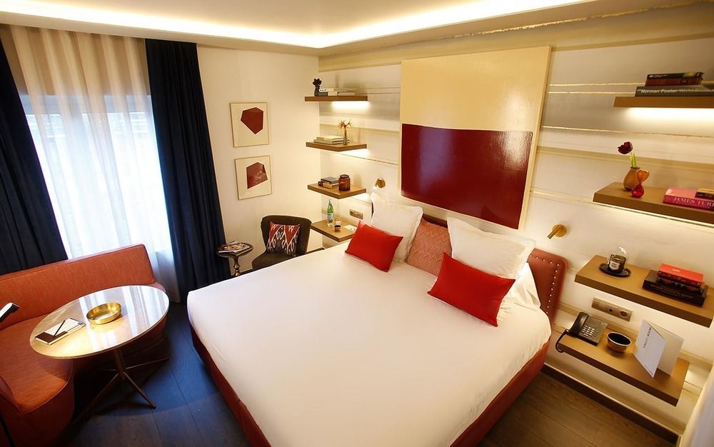 Vincci Mae Hotel 4*