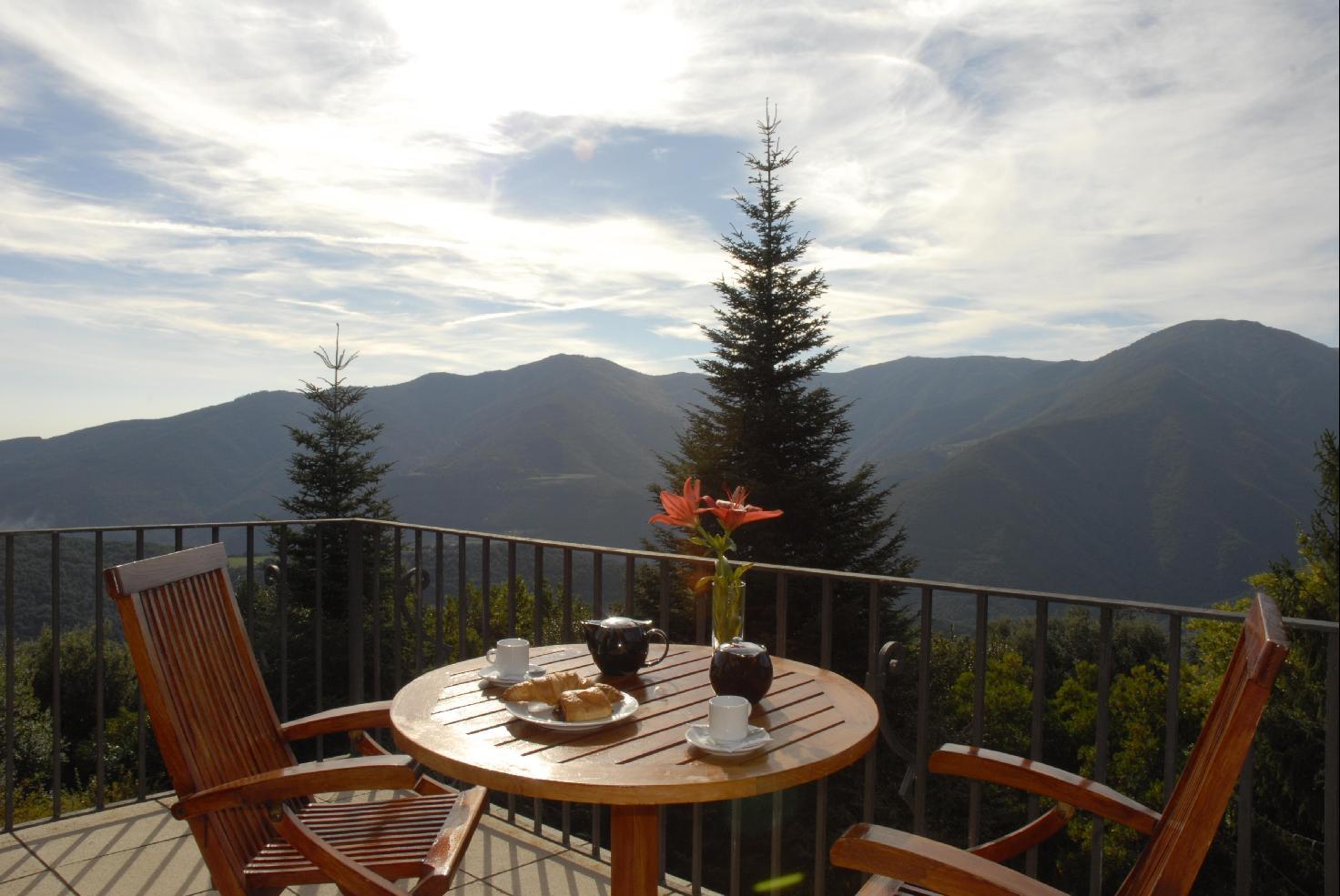 Hotel Husa Sant Bernat 3*