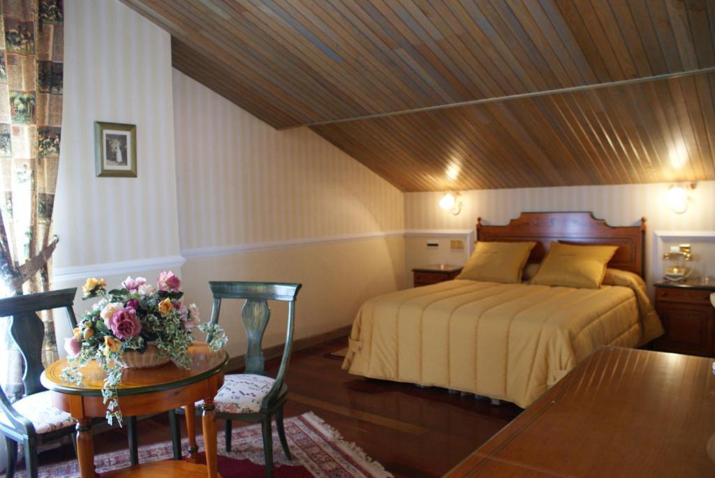 Hotel Camino De Santiago
