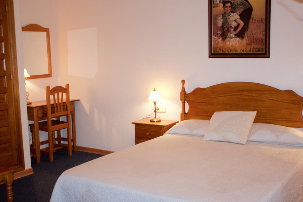 Hotel Mairena 2*