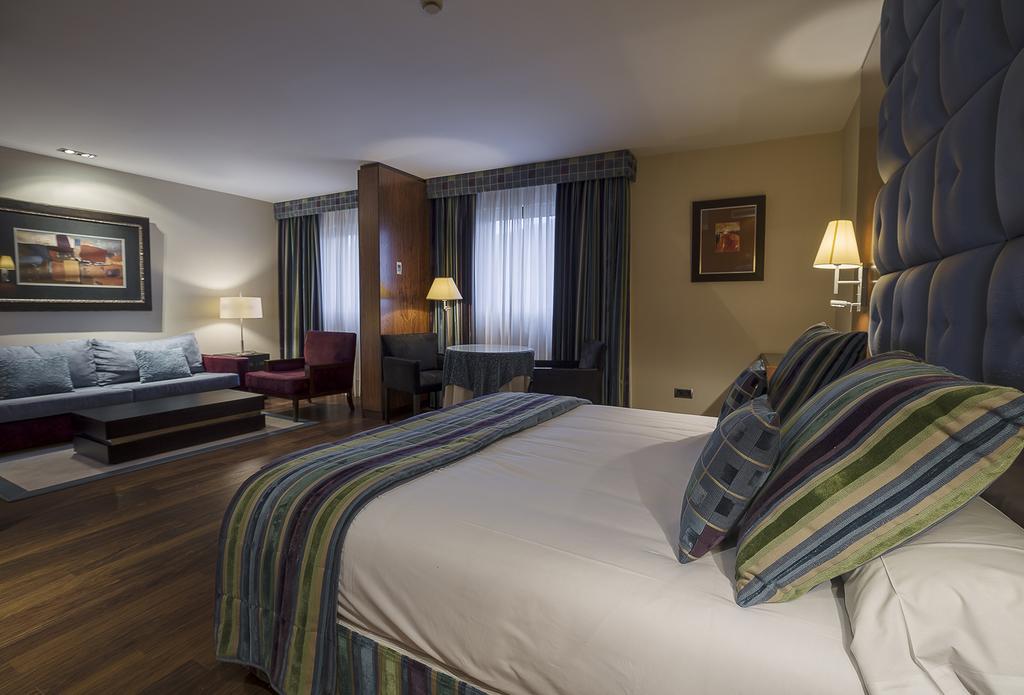 Hospedium Mirador De Gredos Hotel