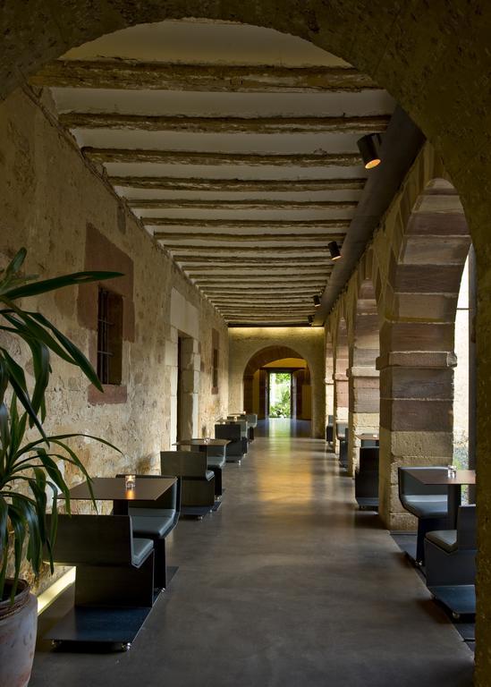Hotel El Convento De Mave