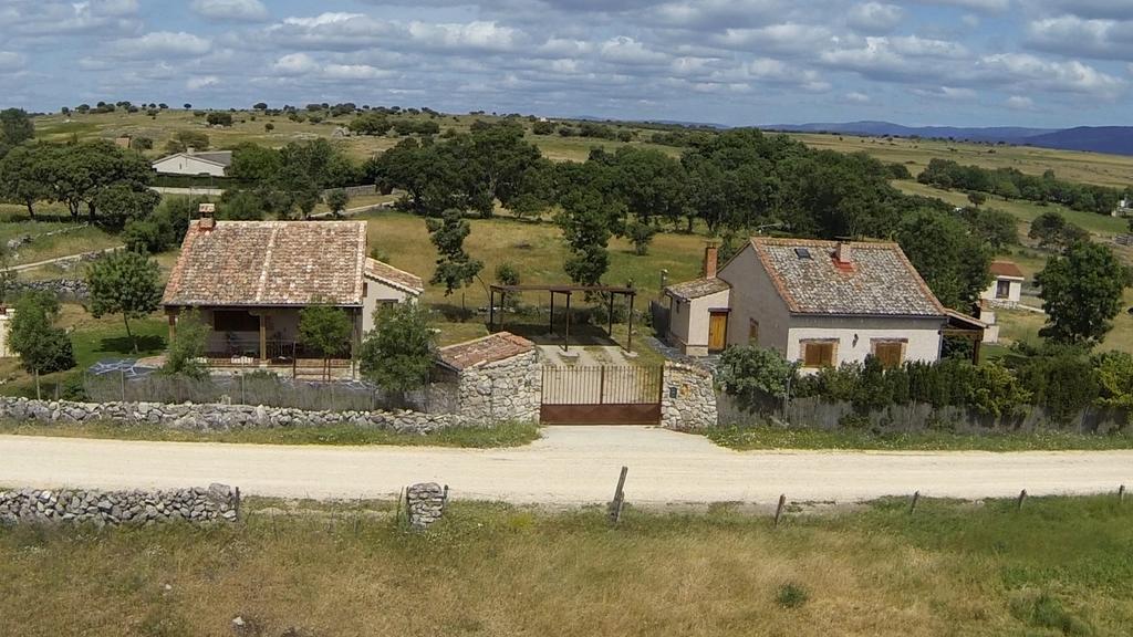 Balcon De Nut I Y Ii Casa rural Losana de Piron