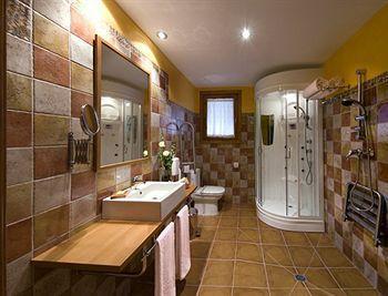 H Con Encanto Hotel Binefar