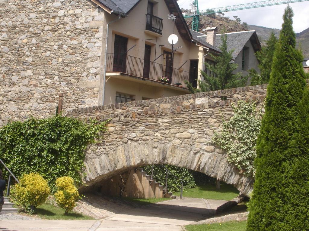 Wifi Baqueira&aigüestortes Con Jardín Privado Apartamento *