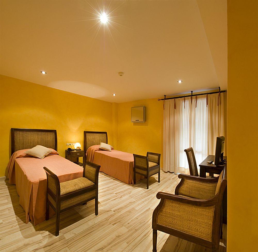 H Con Encanto Hotel 3*