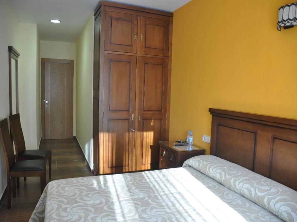 Hotel De Alba 3*